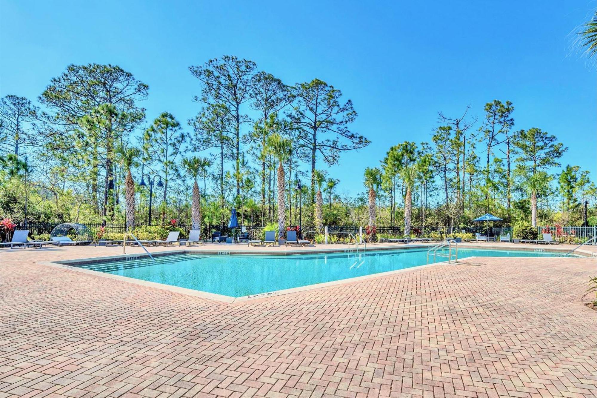 Bright Condo - 2Br With Pool & Hot Tub, Near Disney! Orlando Ngoại thất bức ảnh